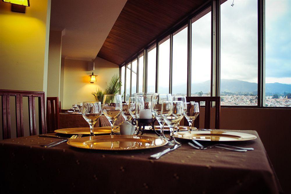 Hotel Presidente Cuenca Exterior foto
